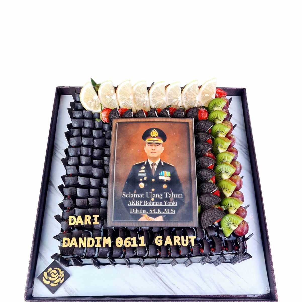 Oversized Taart - Full Buah Chocolate